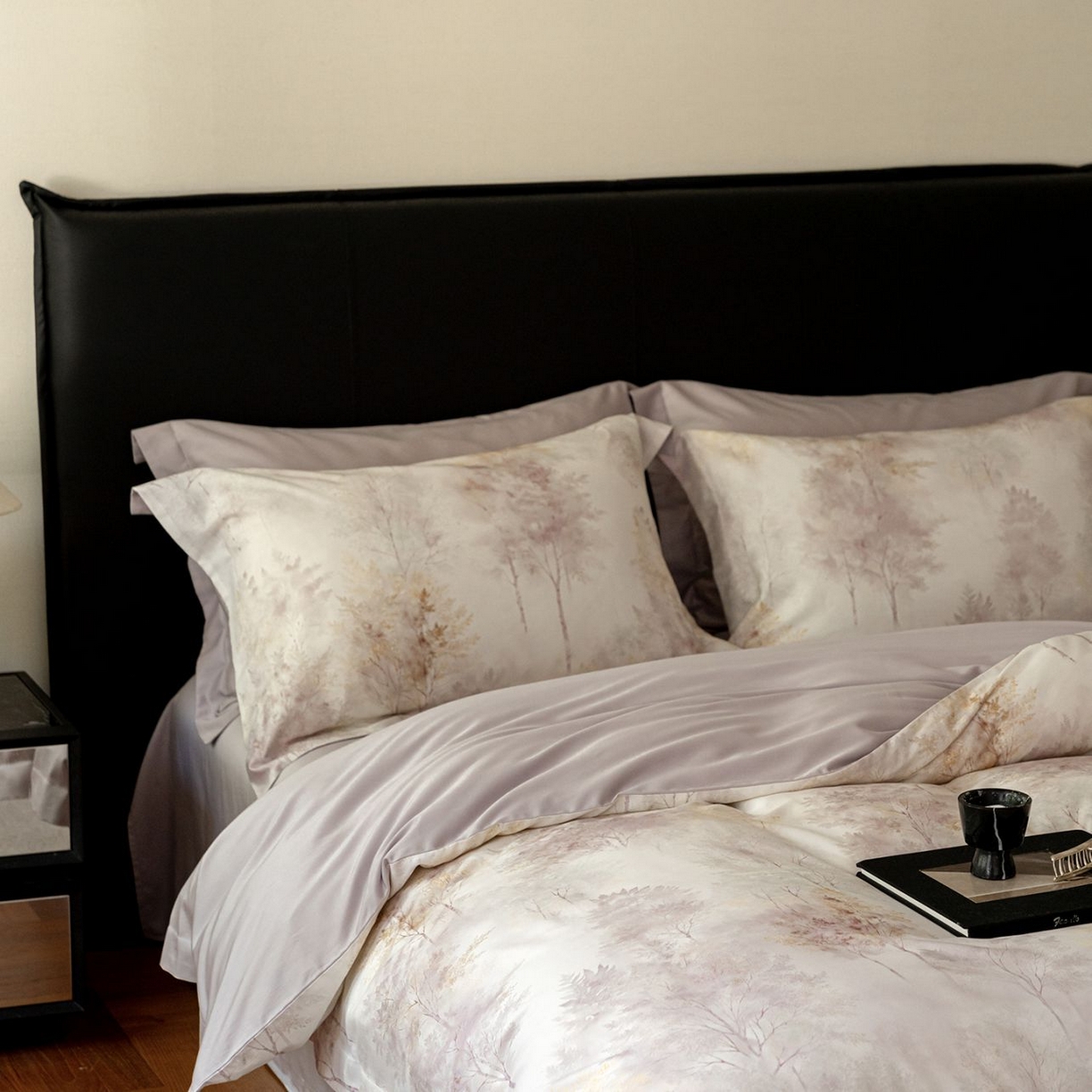 91家纺网 家纺一手货源 找家纺 黛舒家居 2025新款天丝棉磨毛花卉四件套 璞野花庭