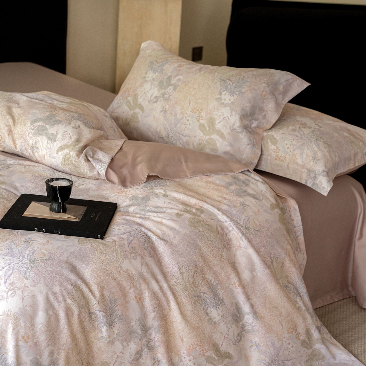 91家纺网 家纺一手货源 找家纺 黛舒家居 2025新款天丝棉磨毛花卉四件套 绮梦花间