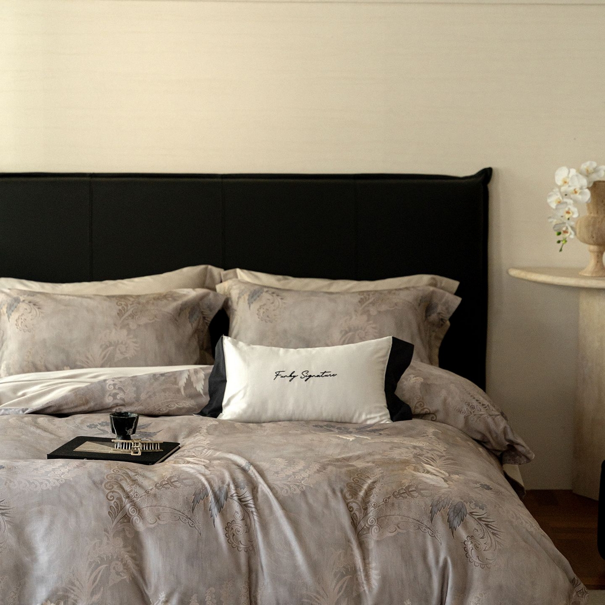 91家纺网 家纺一手货源 找家纺 黛舒家居 2025新款天丝棉磨毛花卉四件套 梧叶花筑