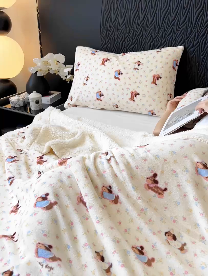 91家纺网 家纺一手货源 找家纺 （总）朵朵家纺 2025新款加厚牛奶绒羊羔绒印花多功能盖毯（可定制尺寸 ）