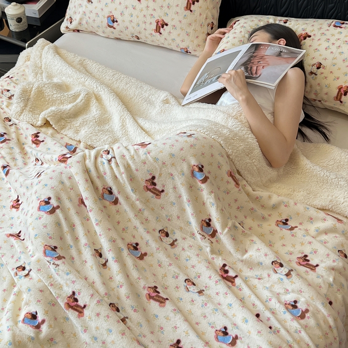 91家纺网 家纺一手货源 找家纺 （总）朵朵家纺 2025新款加厚牛奶绒羊羔绒印花多功能盖毯（可定制尺寸 ）