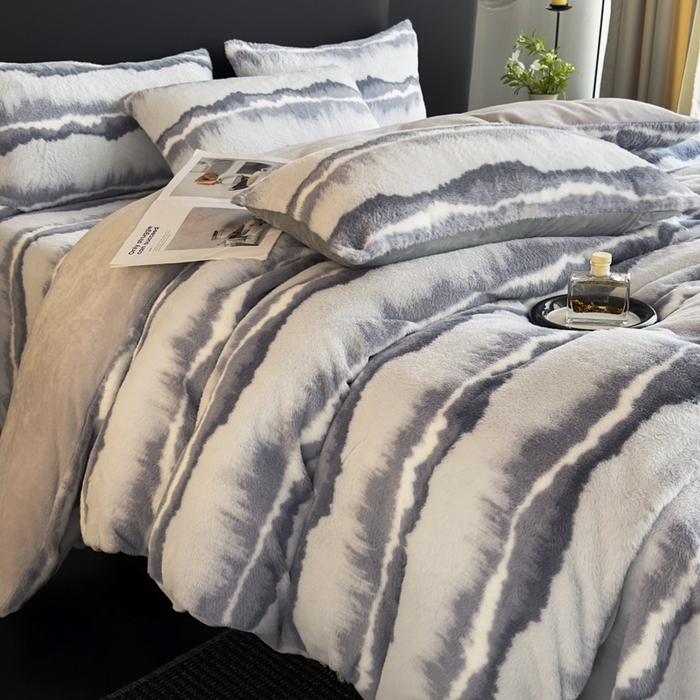 91家纺网 家纺一手货源 找家纺 （总）家之硕家纺 2025新款高克重兔毛绒轻奢风床笠系列