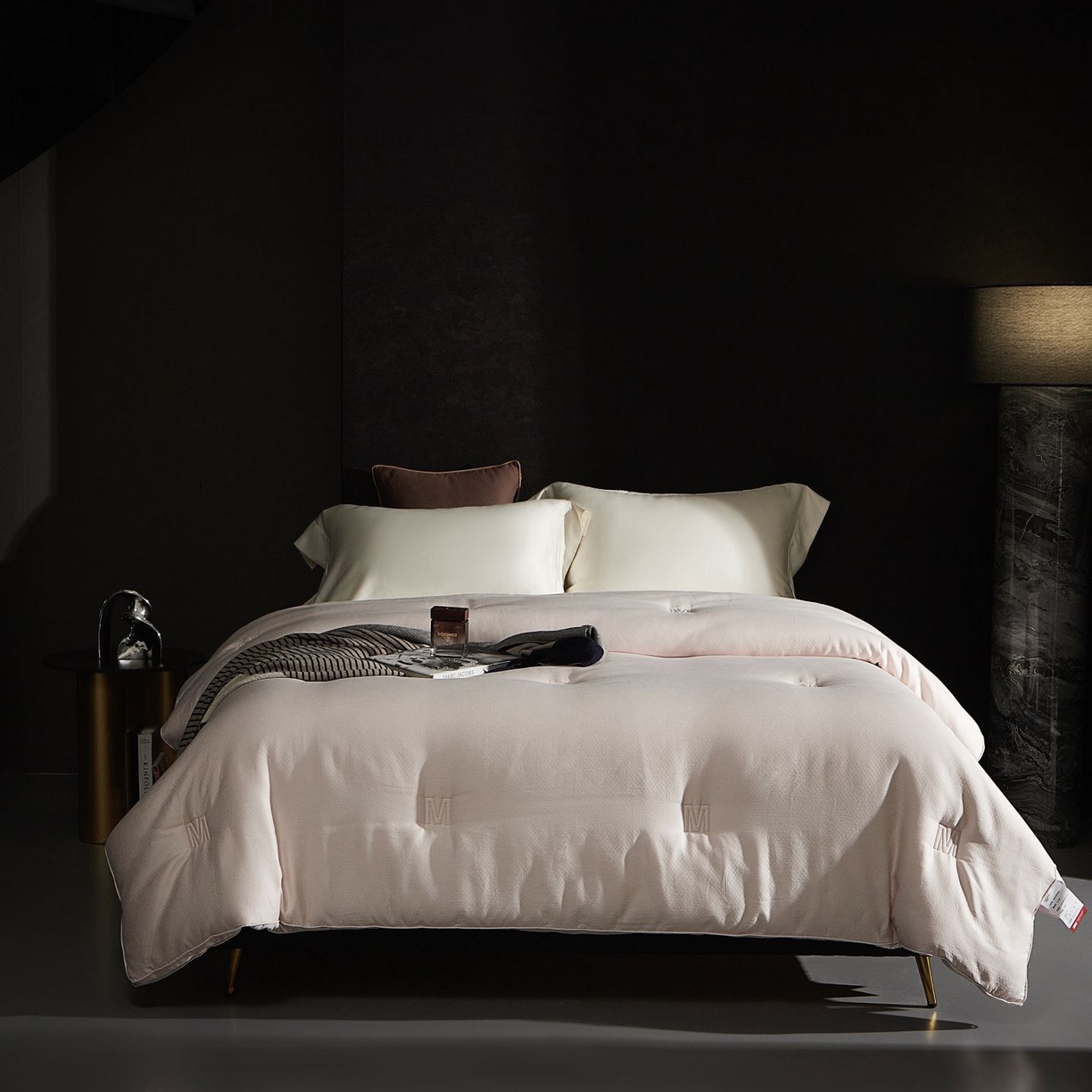 南通朵美纺织品有限公司 2025新款3M新雪丽高效暖绒被被子被芯 新雪丽-浅粉