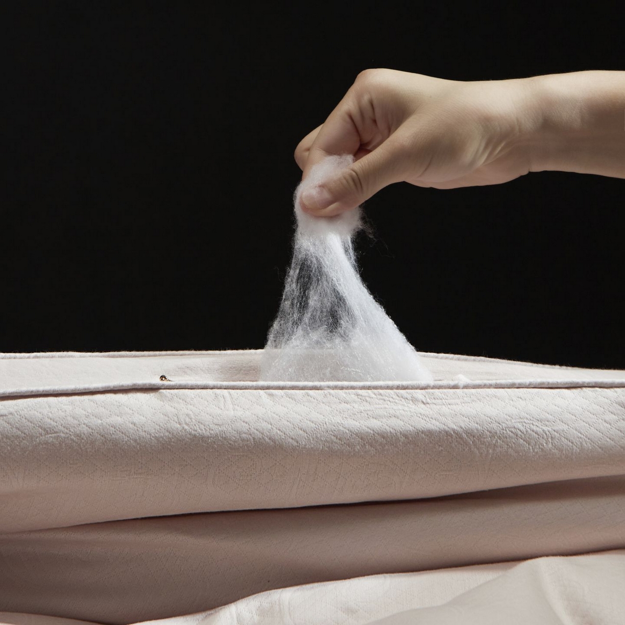 91家纺网 家纺一手货源 找家纺 南通朵美纺织品有限公司 2025新款3M新雪丽高效暖绒被被子被芯 新雪丽-浅粉