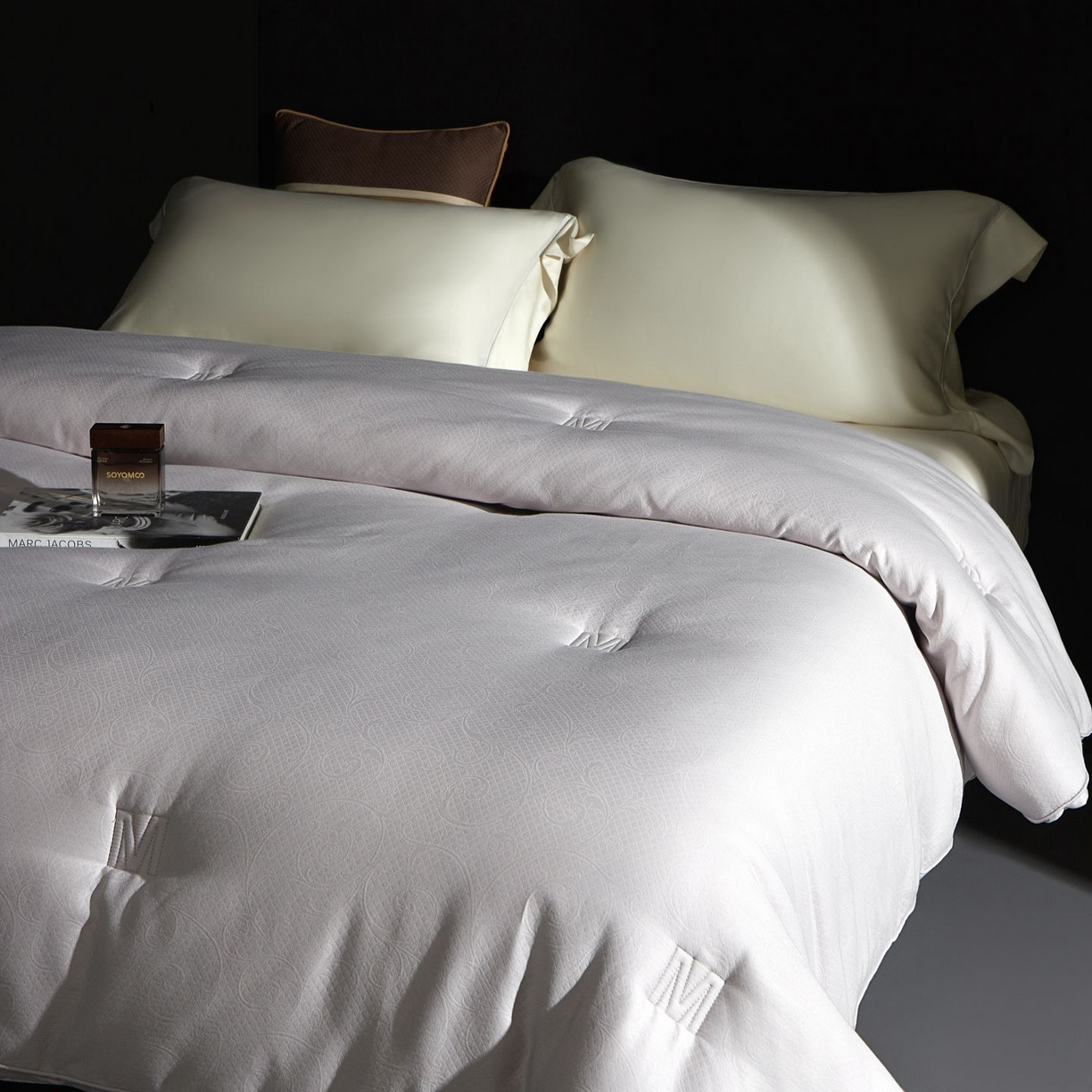 91家纺网 家纺一手货源 找家纺 南通朵美纺织品有限公司 2025新款3M新雪丽高效暖绒被被子被芯 新雪丽-浅灰