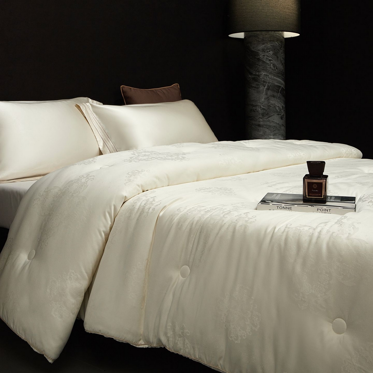 91家纺网 家纺一手货源 找家纺 （总）南通朵美纺织品有限公司 2025新款蚕丝蛋白贵妃被被子被芯