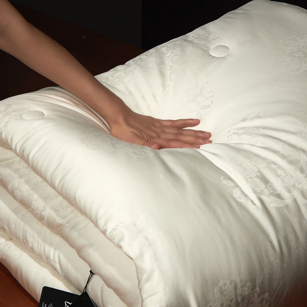 91家纺网 家纺一手货源 找家纺 （总）南通朵美纺织品有限公司 2025新款蚕丝蛋白贵妃被被子被芯