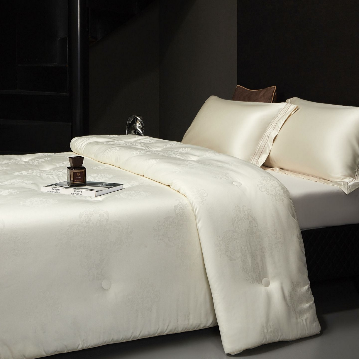 91家纺网 家纺一手货源 找家纺 （总）南通朵美纺织品有限公司 2025新款蚕丝蛋白贵妃被被子被芯