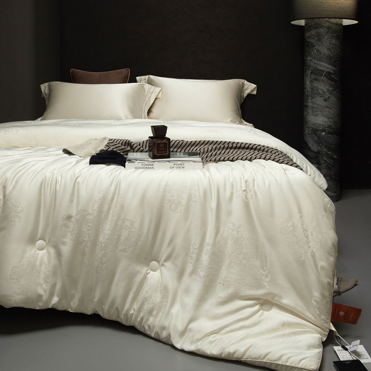 91家纺网 家纺一手货源 找家纺 南通朵美纺织品有限公司 2025新款蚕丝蛋白贵妃被被子被芯 贵妃被-白金