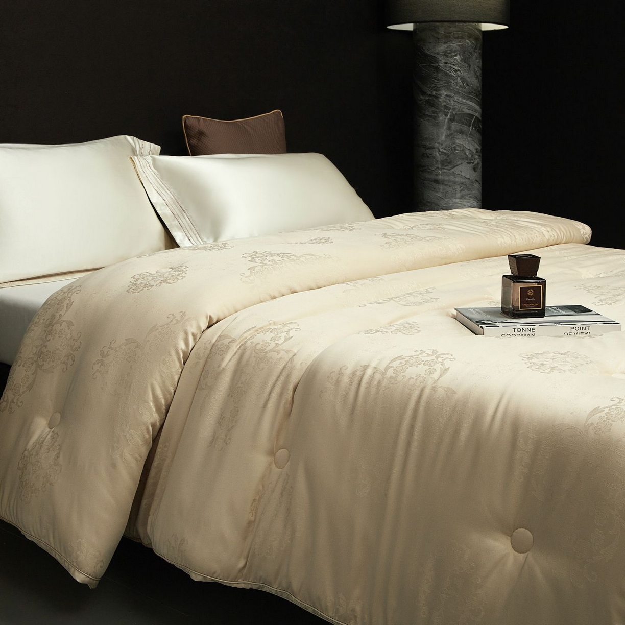 91家纺网 家纺一手货源 找家纺 南通朵美纺织品有限公司 2025新款蚕丝蛋白贵妃被被子被芯 贵妃被-咖金