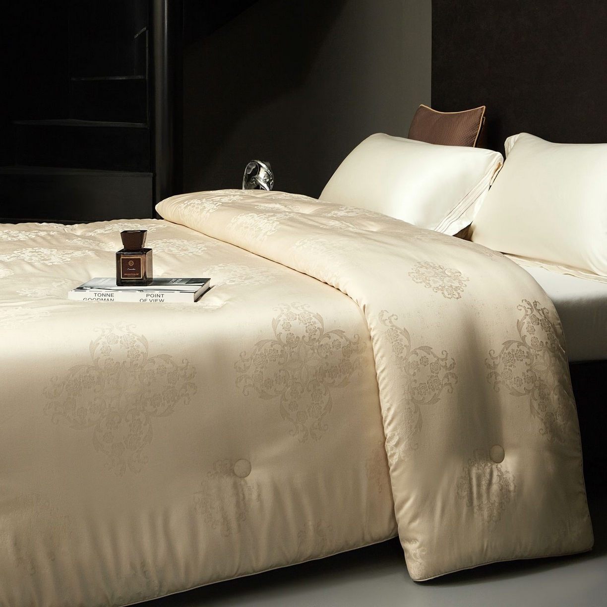 91家纺网 家纺一手货源 找家纺 南通朵美纺织品有限公司 2025新款蚕丝蛋白贵妃被被子被芯 贵妃被-咖金