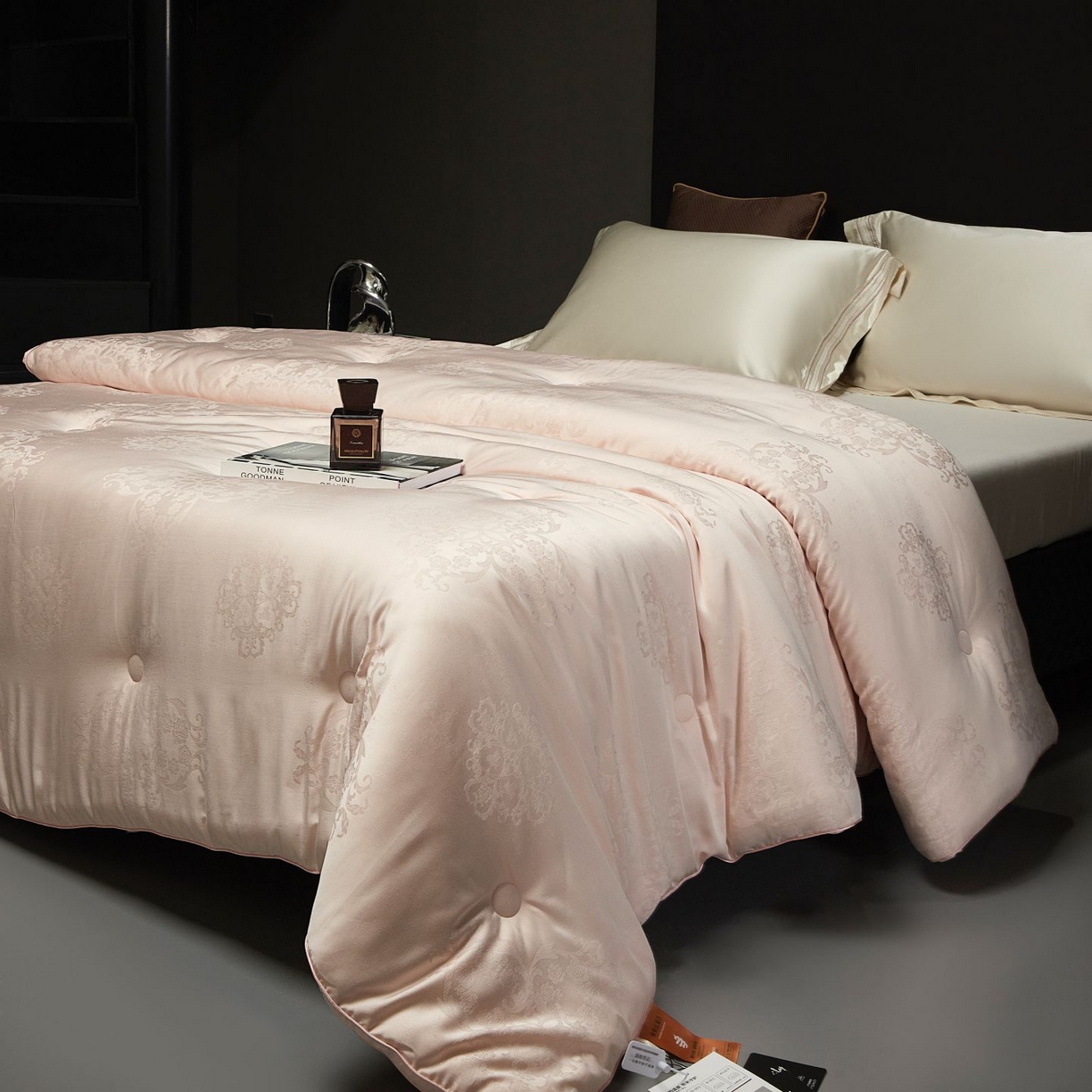 91家纺网 家纺一手货源 找家纺 南通朵美纺织品有限公司 2025新款蚕丝蛋白贵妃被被子被芯 贵妃被-粉金