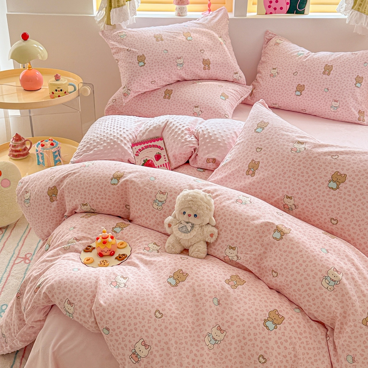 91家纺网 家纺一手货源 找家纺 简宜家居（朝初家纺） 2025新款全棉安抚豆豆绒卡通印花小清新四件套 豹纹-粉