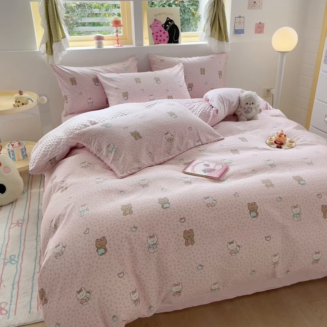 91家纺网 家纺一手货源 找家纺 简宜家居（朝初家纺） 2025新款全棉安抚豆豆绒卡通印花小清新四件套 豹纹-粉