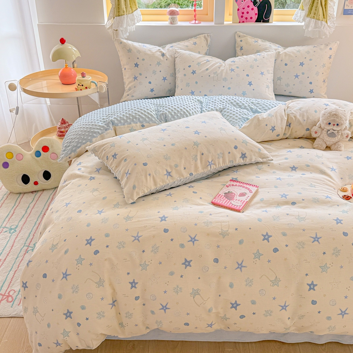 91家纺网 家纺一手货源 找家纺 简宜家居（朝初家纺） 2025新款全棉安抚豆豆绒卡通印花小清新四件套 海星贝贝
