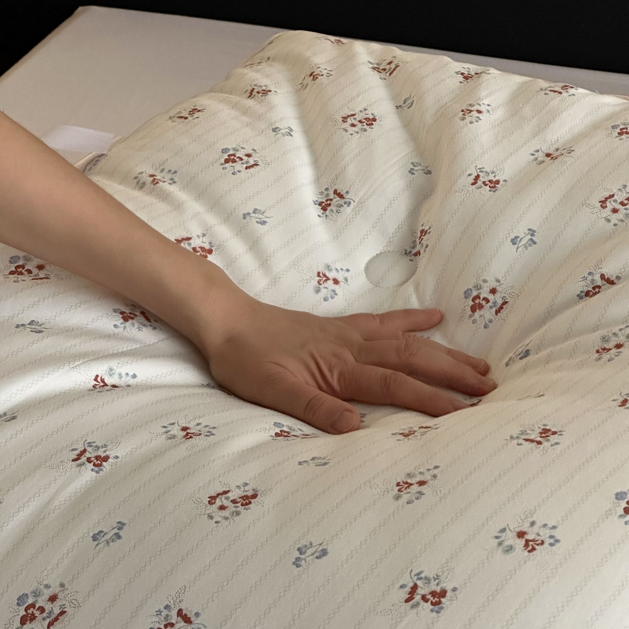 91家纺网 家纺一手货源 找家纺 南通朵美纺织品有限公司 2025新款立体杜邦纤维暖绒被印花 美恋