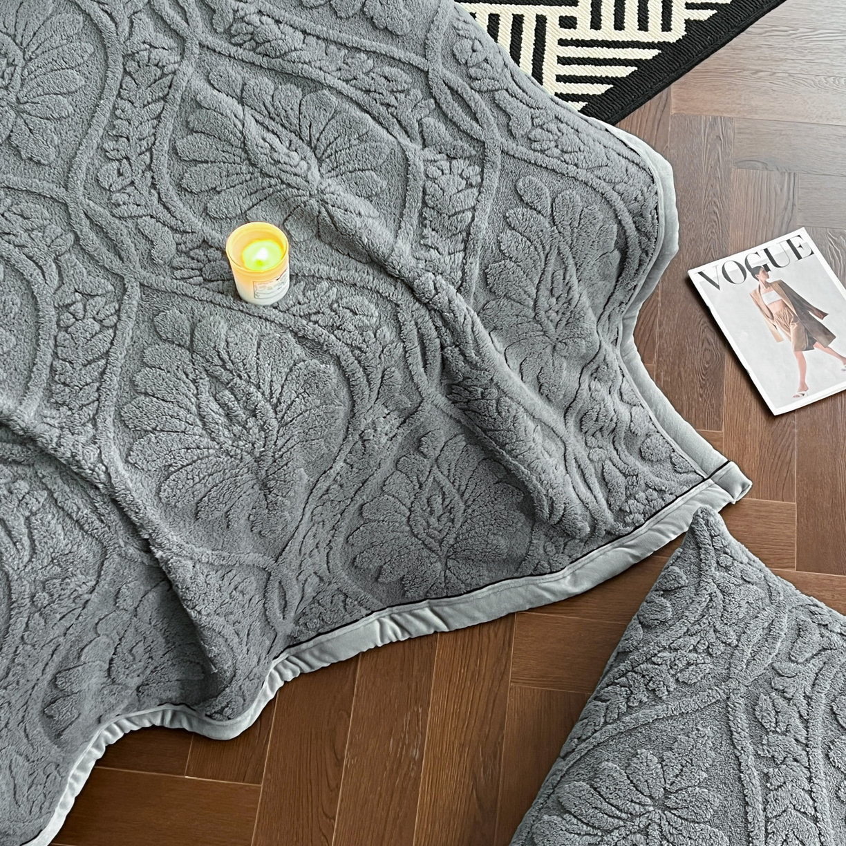 91家纺网 家纺一手货源 找家纺 欧邦 2025新款A类提花舒棉绒双面绒半边绒单层毯毯子毛毯 深灰