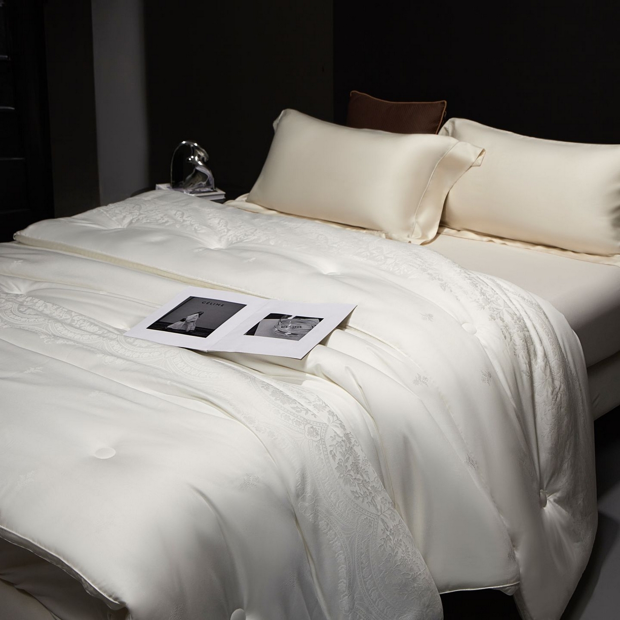 91家纺网 家纺一手货源 找家纺 南通朵美纺织品有限公司 2025新款高级仿鹅绒被被子被芯 仿鹅绒被-白