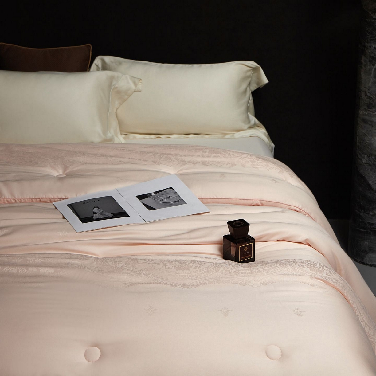 91家纺网 家纺一手货源 找家纺 南通朵美纺织品有限公司 2025新款高级仿鹅绒被被子被芯 仿鹅绒被-粉