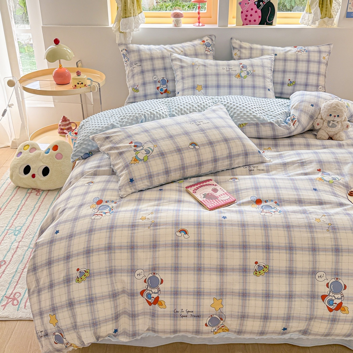 91家纺网 家纺一手货源 找家纺 简宜家居（朝初家纺） 2025新款全棉安抚豆豆绒卡通印花小清新四件套 火箭星空