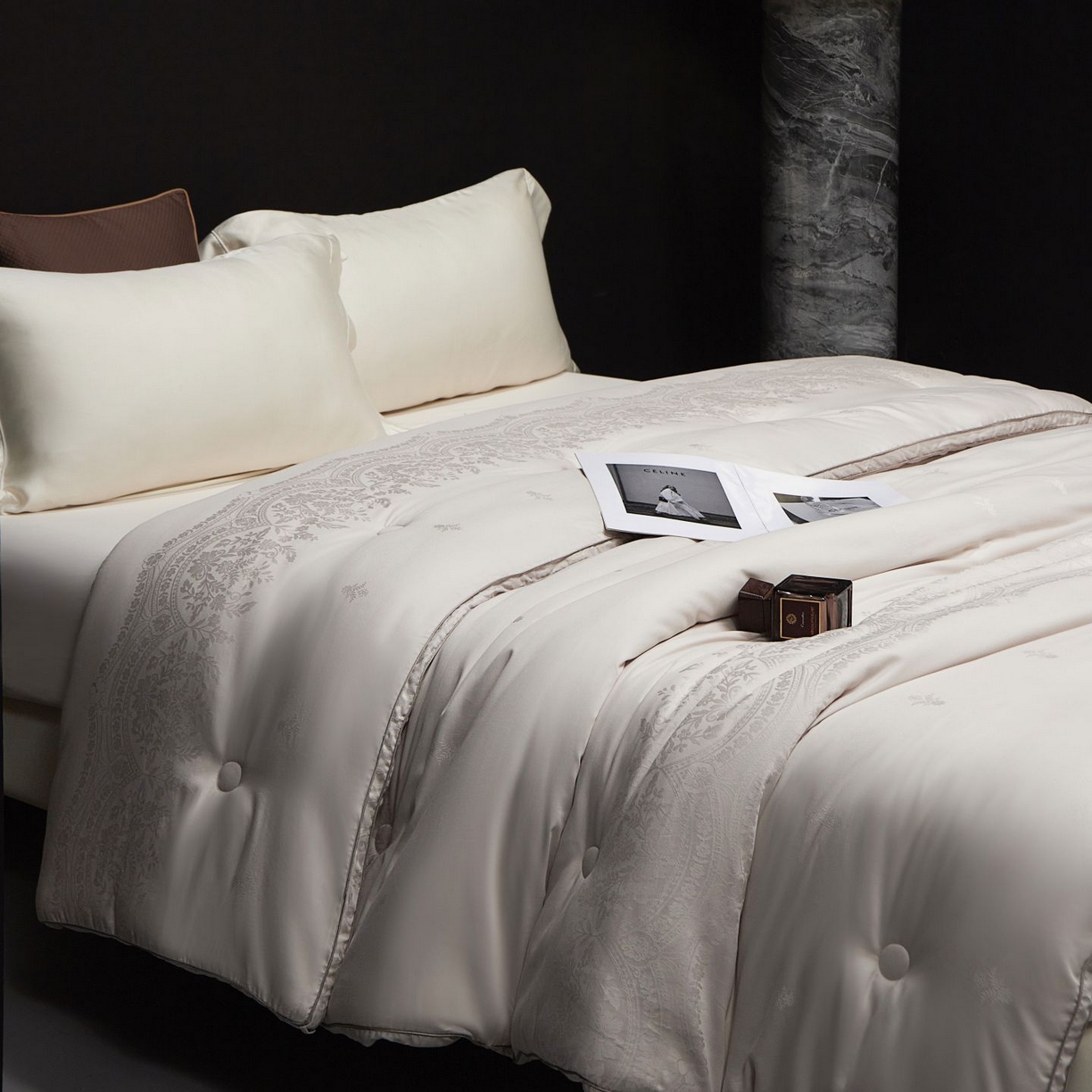 91家纺网 家纺一手货源 找家纺 南通朵美纺织品有限公司 2025新款高级仿鹅绒被被子被芯 仿鹅绒被-灰