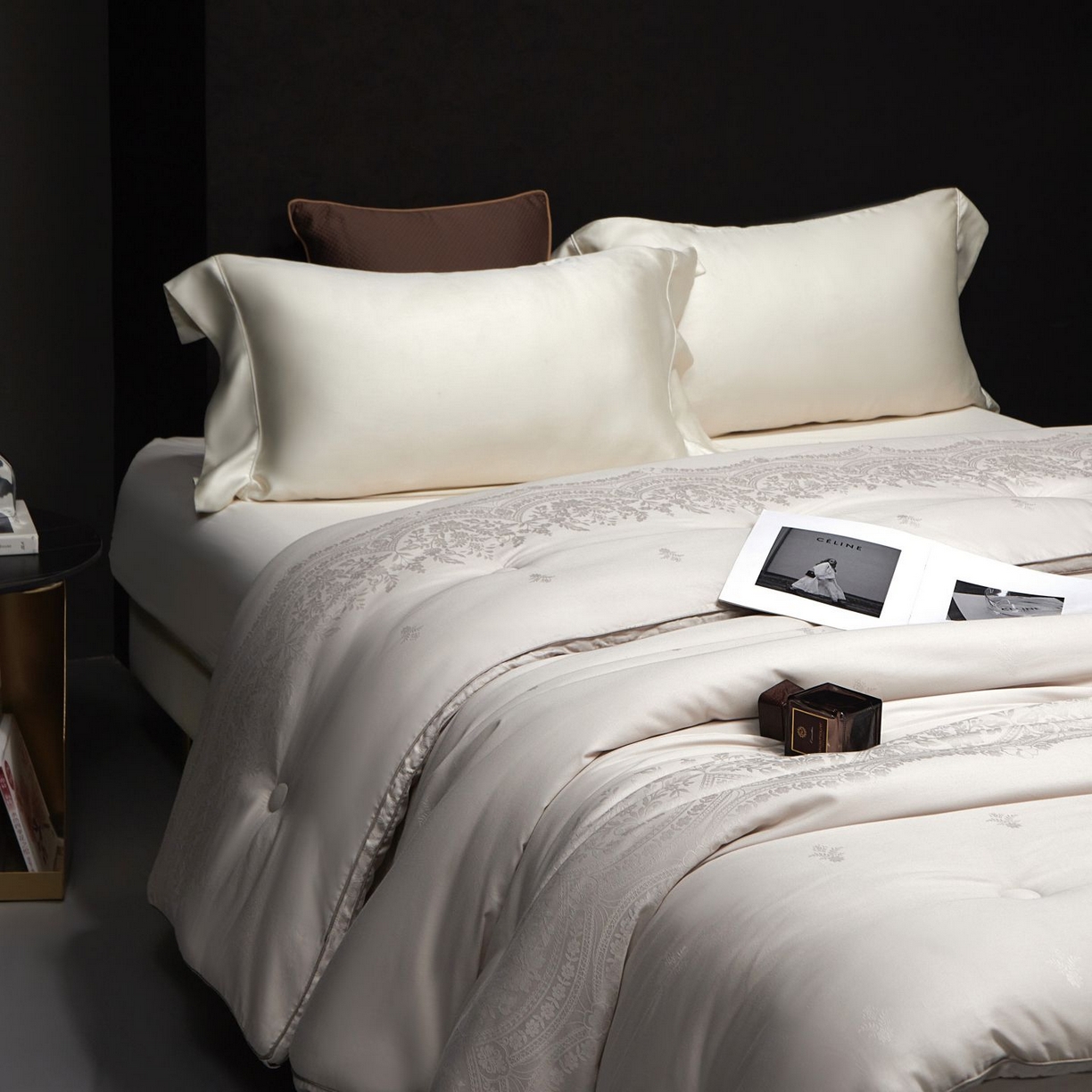 91家纺网 家纺一手货源 找家纺 南通朵美纺织品有限公司 2025新款高级仿鹅绒被被子被芯 仿鹅绒被-灰