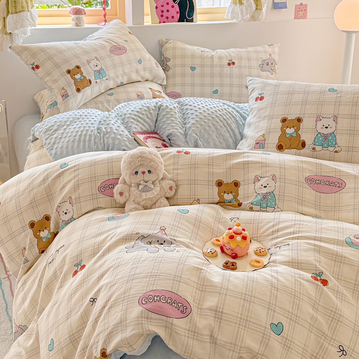 91家纺网 家纺一手货源 找家纺 简宜家居（朝初家纺） 2025新款全棉安抚豆豆绒卡通印花小清新四件套 萌宠格子铺