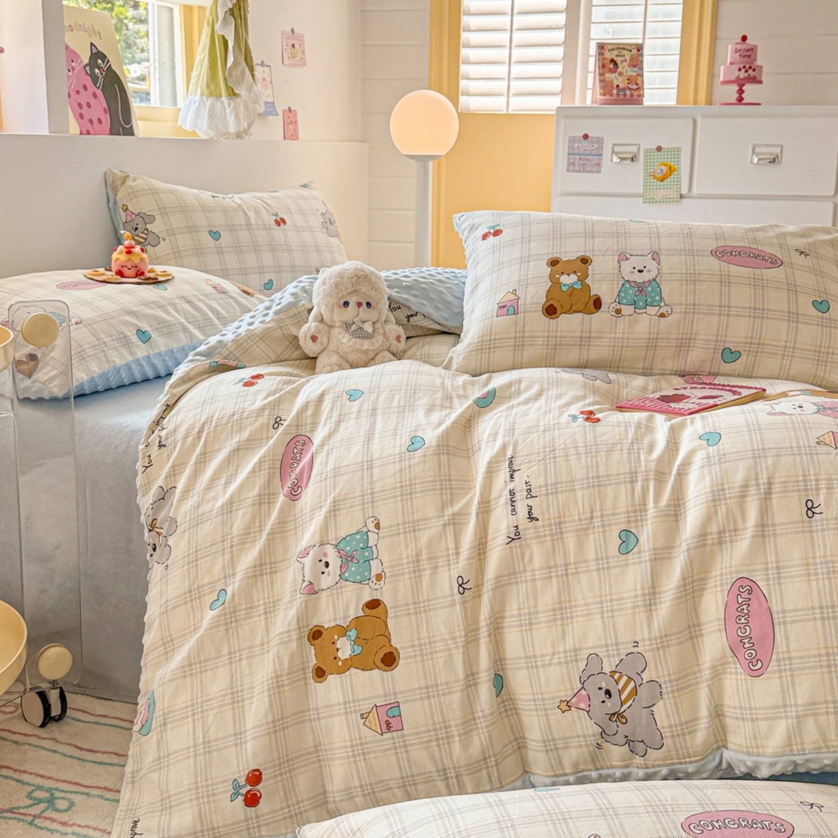 91家纺网 家纺一手货源 找家纺 简宜家居（朝初家纺） 2025新款全棉安抚豆豆绒卡通印花小清新四件套 萌宠格子铺