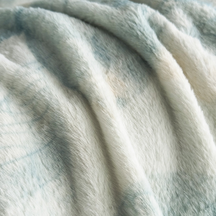 91家纺网 家纺一手货源 找家纺 家之硕家纺 2025新款高克重兔毛绒轻奢风枕套系列 香叶绿