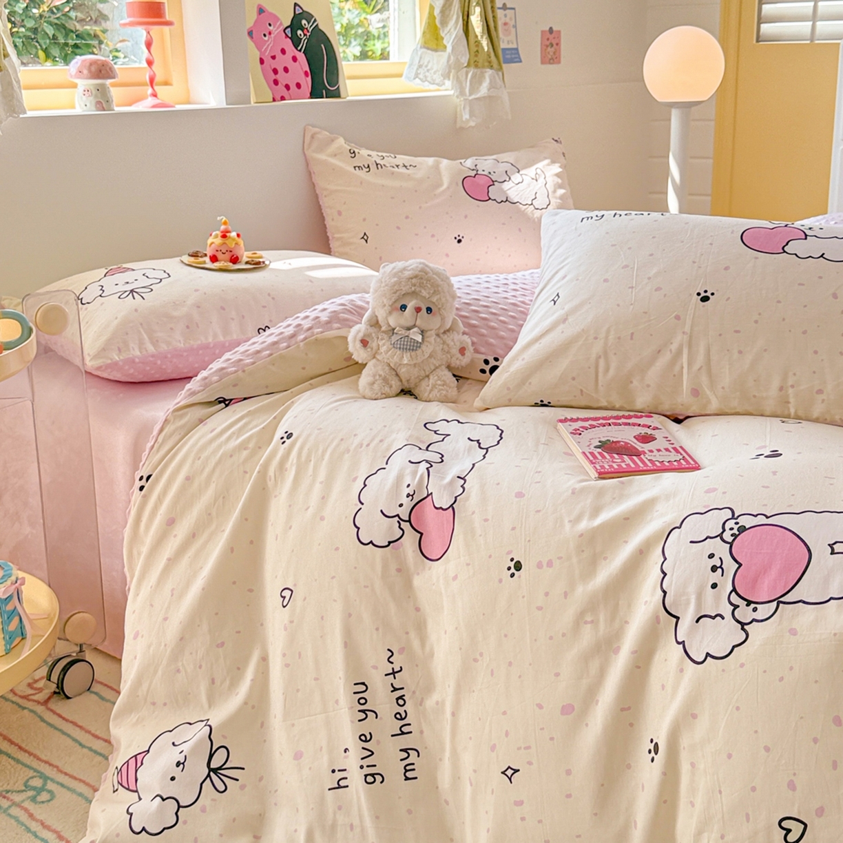 91家纺网 家纺一手货源 找家纺 简宜家居（朝初家纺） 2025新款全棉安抚豆豆绒卡通印花小清新四件套 奶萌狗