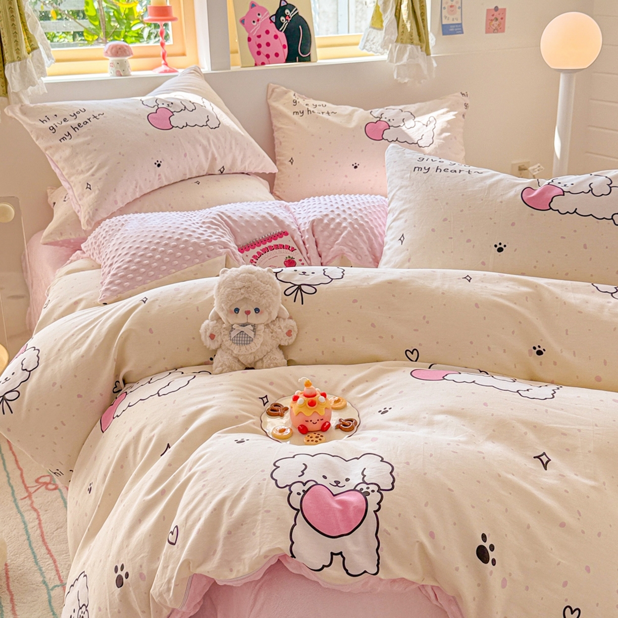 91家纺网 家纺一手货源 找家纺 简宜家居（朝初家纺） 2025新款全棉安抚豆豆绒卡通印花小清新四件套 奶萌狗