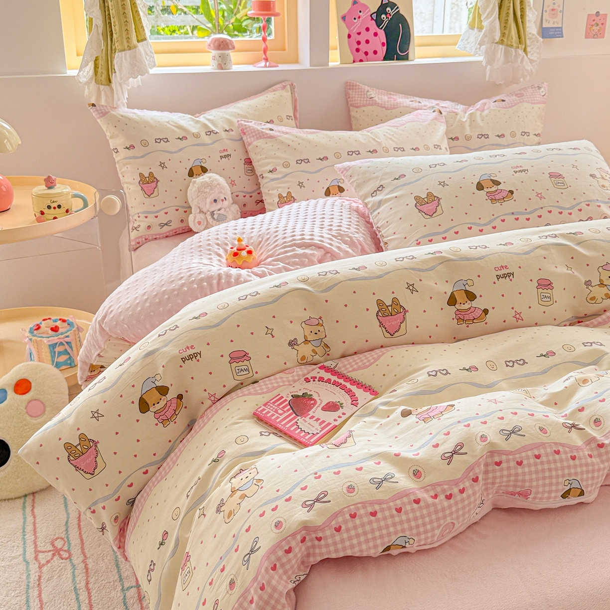 91家纺网 家纺一手货源 找家纺 简宜家居（朝初家纺） 2025新款全棉安抚豆豆绒卡通印花小清新四件套 甜心萌犬