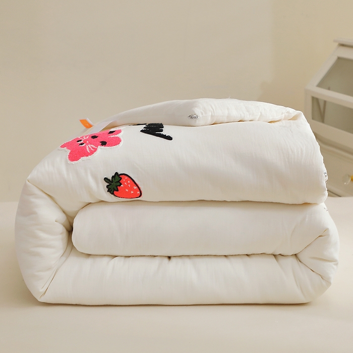 91家纺网 家纺一手货源 找家纺 （总）贝兰仙奴 2025新款全棉皱皱纱毛巾绣大豆被被子被芯