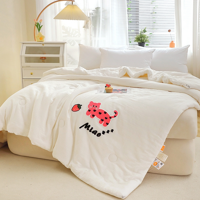 91家纺网 家纺一手货源 找家纺 （总）贝兰仙奴 2025新款全棉皱皱纱毛巾绣大豆被被子被芯