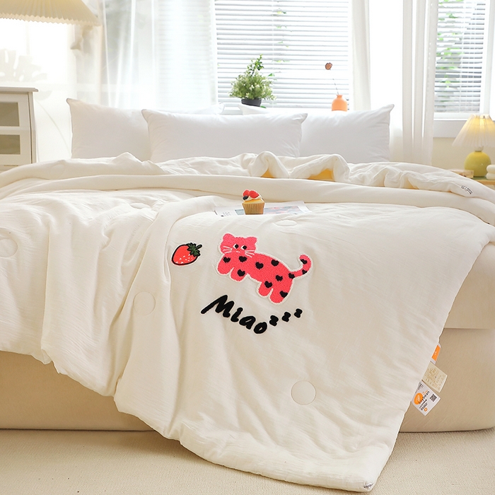 91家纺网 家纺一手货源 找家纺 （总）贝兰仙奴 2025新款全棉皱皱纱毛巾绣大豆被被子被芯