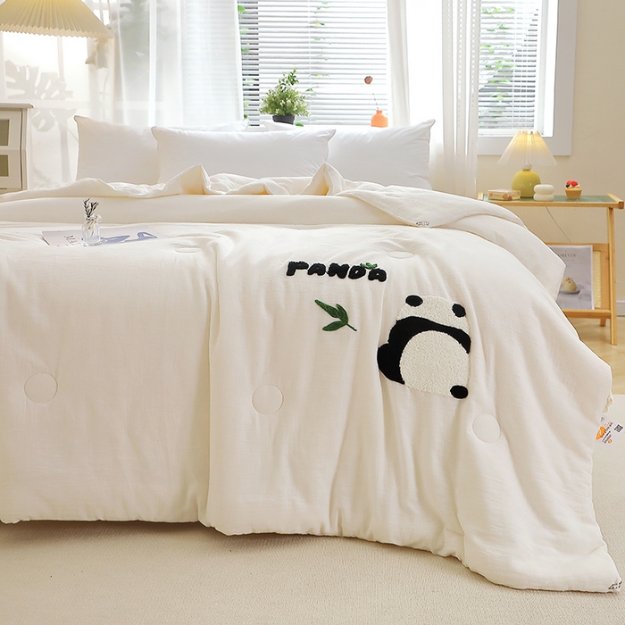 91家纺网 家纺一手货源 找家纺 贝兰仙奴 2025新款全棉皱皱纱毛巾绣大豆被被子被芯 萌萌熊