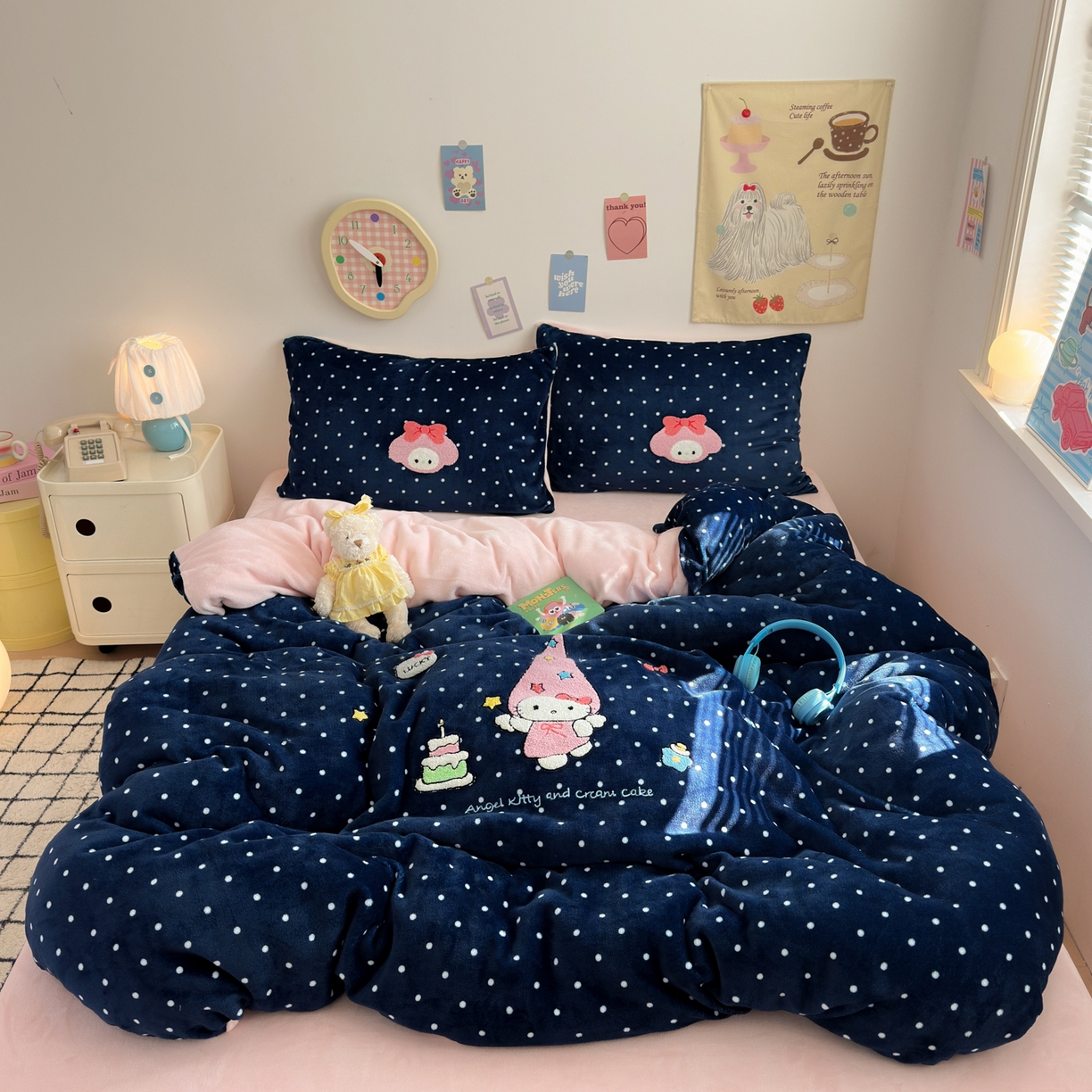 三元色 2025新款牛奶绒绣花毛巾绣四件套 牛奶绒波点星星kt