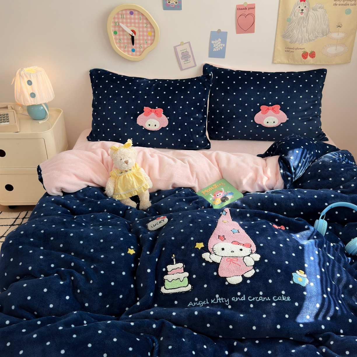 91家纺网 家纺一手货源 找家纺 三元色 2025新款牛奶绒绣花毛巾绣四件套 牛奶绒波点星星kt