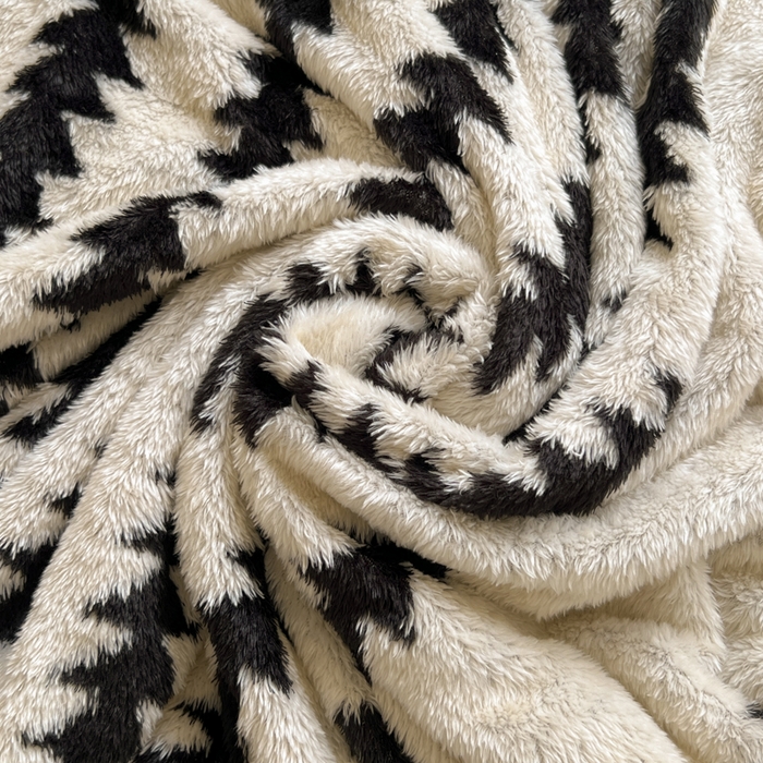 91家纺网 家纺一手货源 找家纺 （总）妖妖家纺 2025新款高克重阳离子羊羔绒保暖双面毛毯