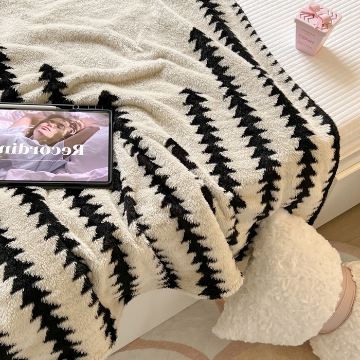 91家纺网 家纺一手货源 找家纺 （总）妖妖家纺 2025新款高克重阳离子羊羔绒保暖双面毛毯