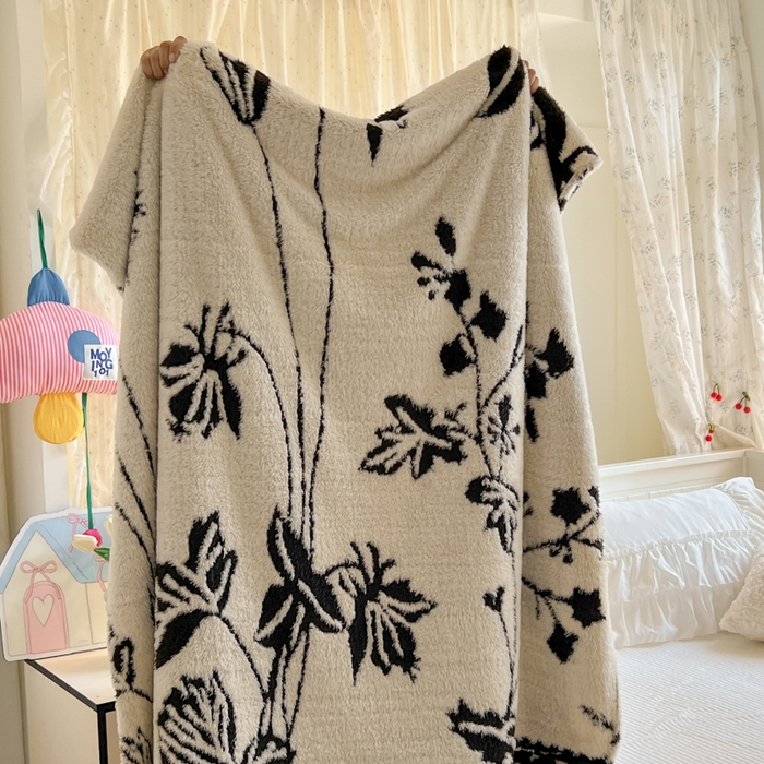 91家纺网 家纺一手货源 找家纺 妖妖家纺 2025新款高克重阳离子羊羔绒保暖双面毛毯 蕊间织梦