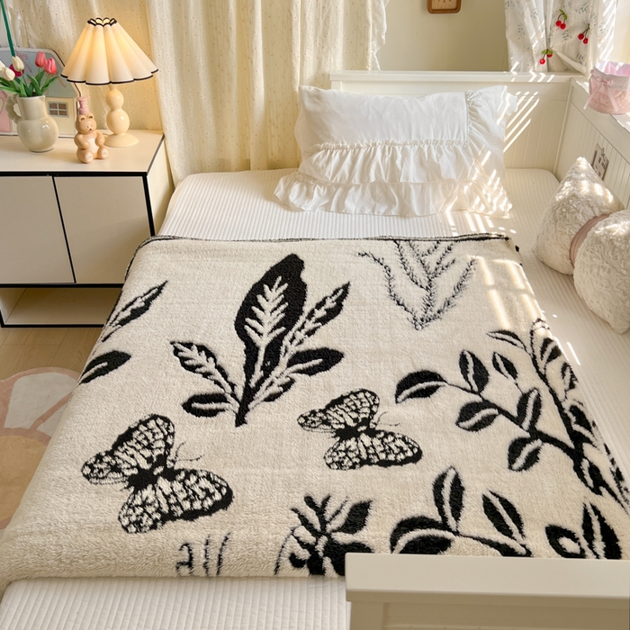 91家纺网 家纺一手货源 找家纺 妖妖家纺 2025新款高克重阳离子羊羔绒保暖双面毛毯 蕊间织梦