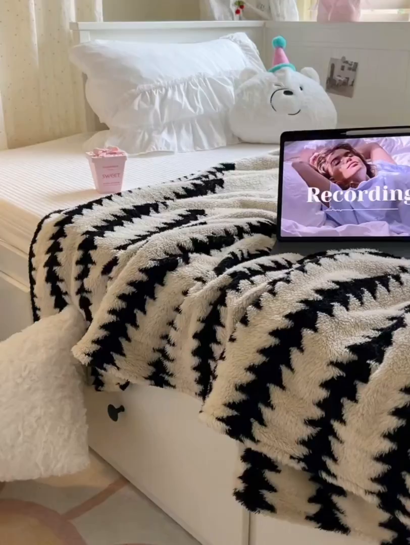 91家纺网 家纺一手货源 找家纺 （总）妖妖家纺 2025新款高克重阳离子羊羔绒保暖双面毛毯