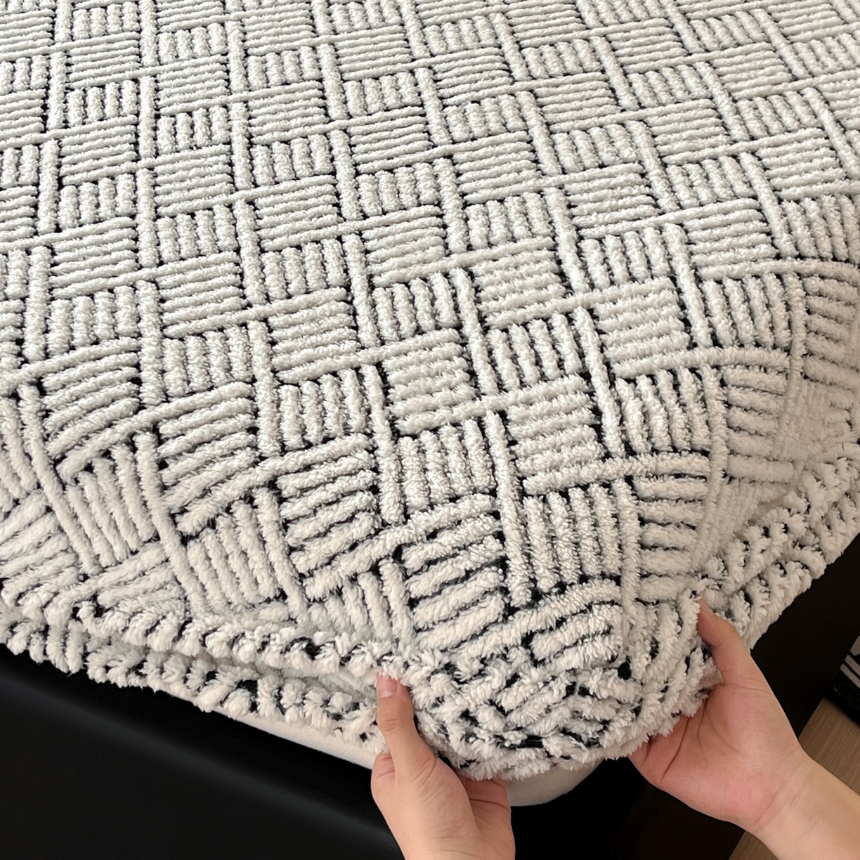 91家纺网 家纺一手货源 找家纺 欧邦 2025新款提花暖阳舒棉绒单床笠-梦境 梦境-幻白