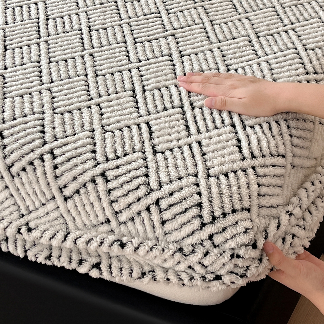 91家纺网 家纺一手货源 找家纺 欧邦 2025新款提花暖阳舒棉绒单床笠-梦境 梦境-幻白