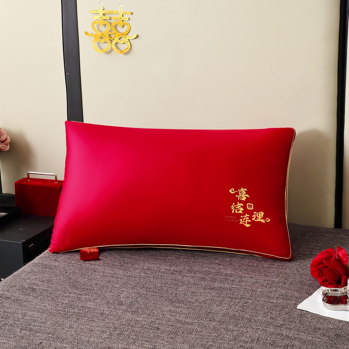 91家纺网 家纺一手货源 找家纺 （总）糖果枕芯 2025新款全棉烫画婚庆枕芯系列-喜结连理