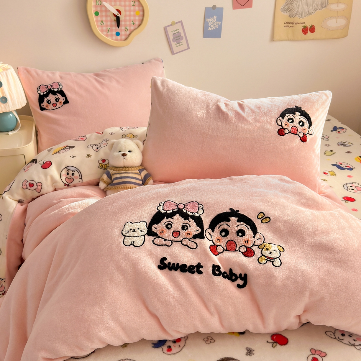 91家纺网 家纺一手货源 找家纺 三元色 2025新款牛奶绒绣花毛巾绣四件套 牛奶绒好伙伴