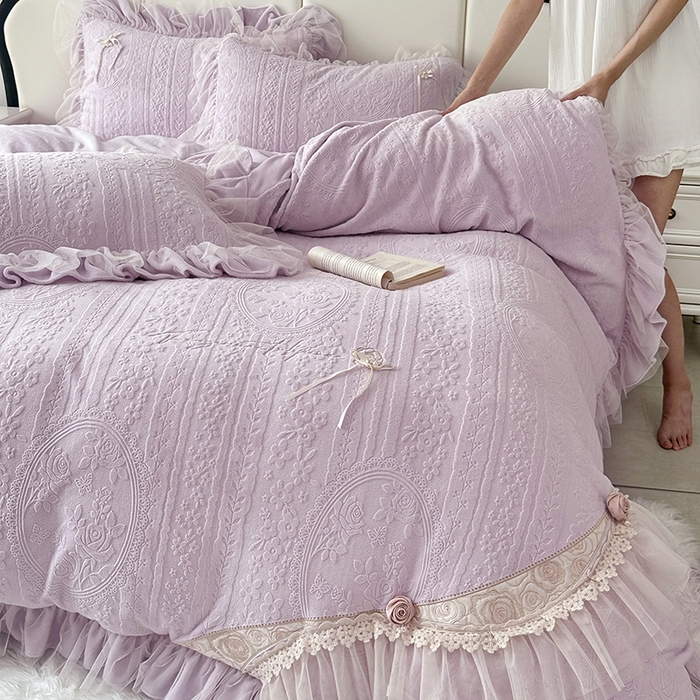 91家纺网 家纺一手货源 找家纺 （总）金绣美居 2025新款加厚雕花牛奶绒四件套-蝶花园