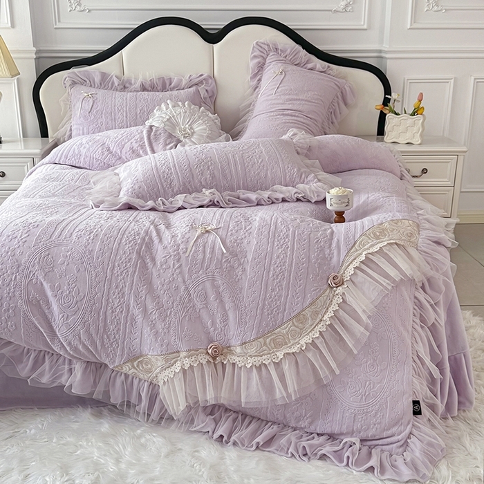 91家纺网 家纺一手货源 找家纺 （总）金绣美居 2025新款加厚雕花牛奶绒四件套-蝶花园