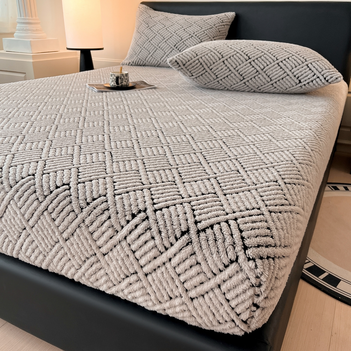 91家纺网 家纺一手货源 找家纺 欧邦 2025新款提花暖阳舒棉绒单床笠-梦境 梦境-雾灰